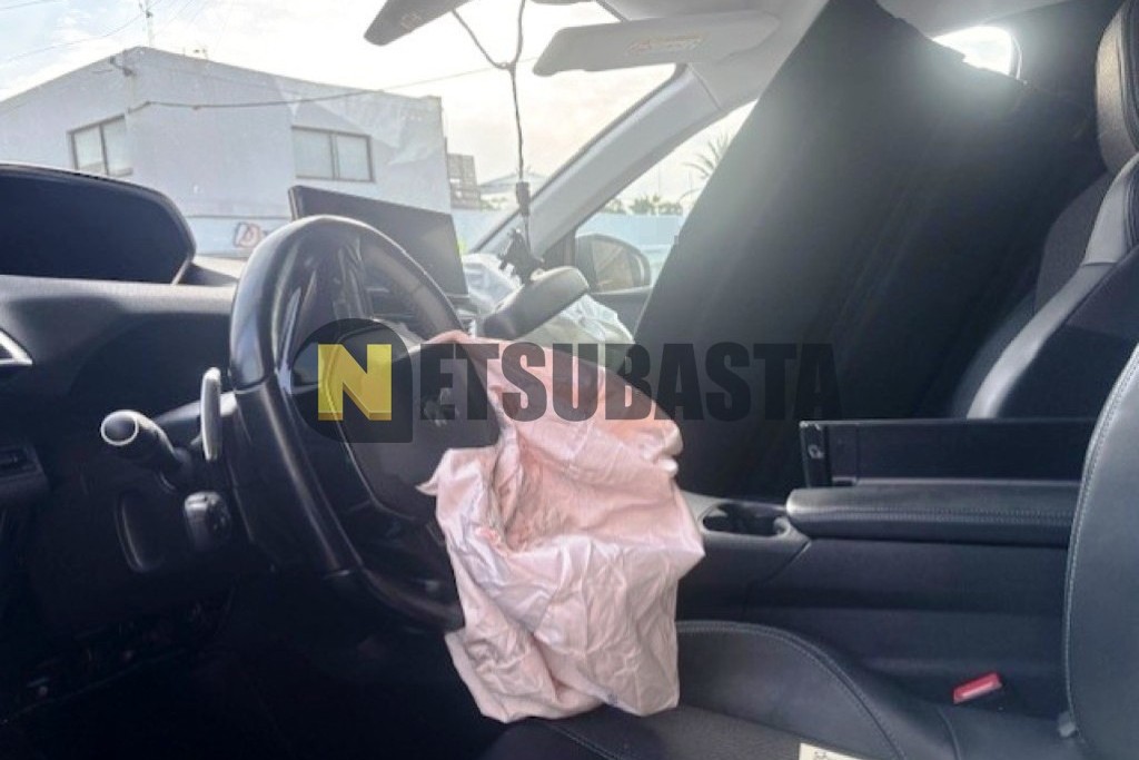 Peugeot 3008 1.5 BlueHDi EAT8 2021