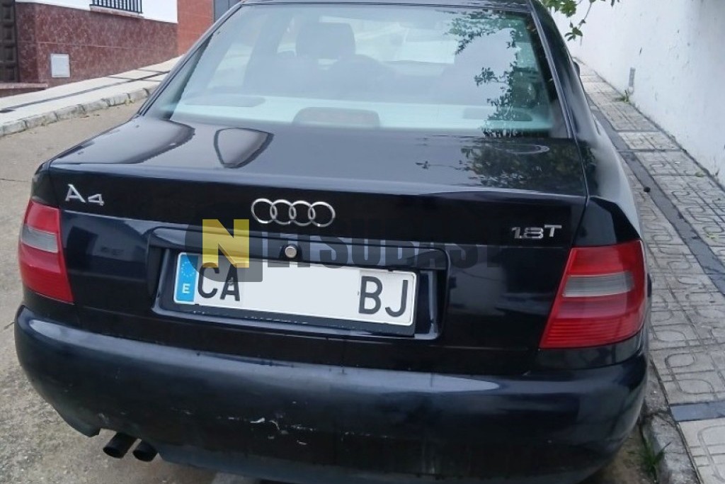 Audi A4 1.8 T tiptronic 5 vel. 1999