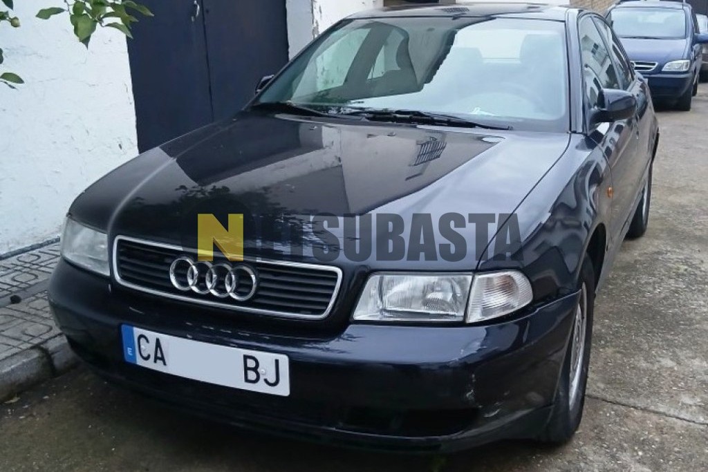 Audi A4 1.8 T tiptronic 5 vel. 1999