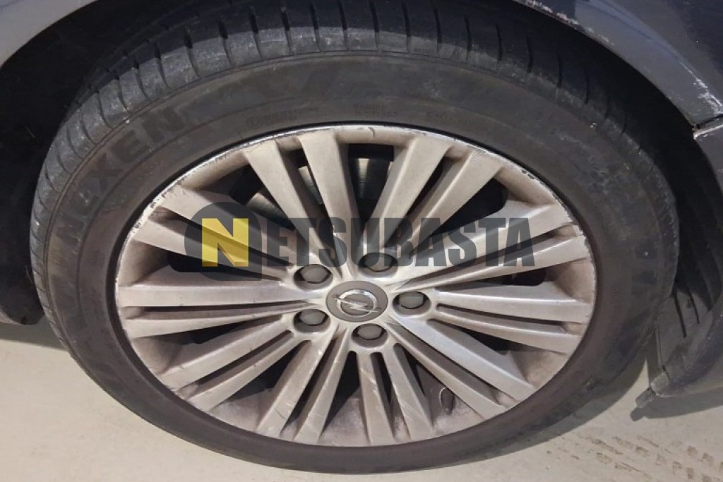 Opel Insignia 2.0 CDTI ecoFLEX 2011