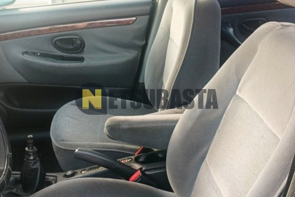 Peugeot 406 2.0 HDi 2001