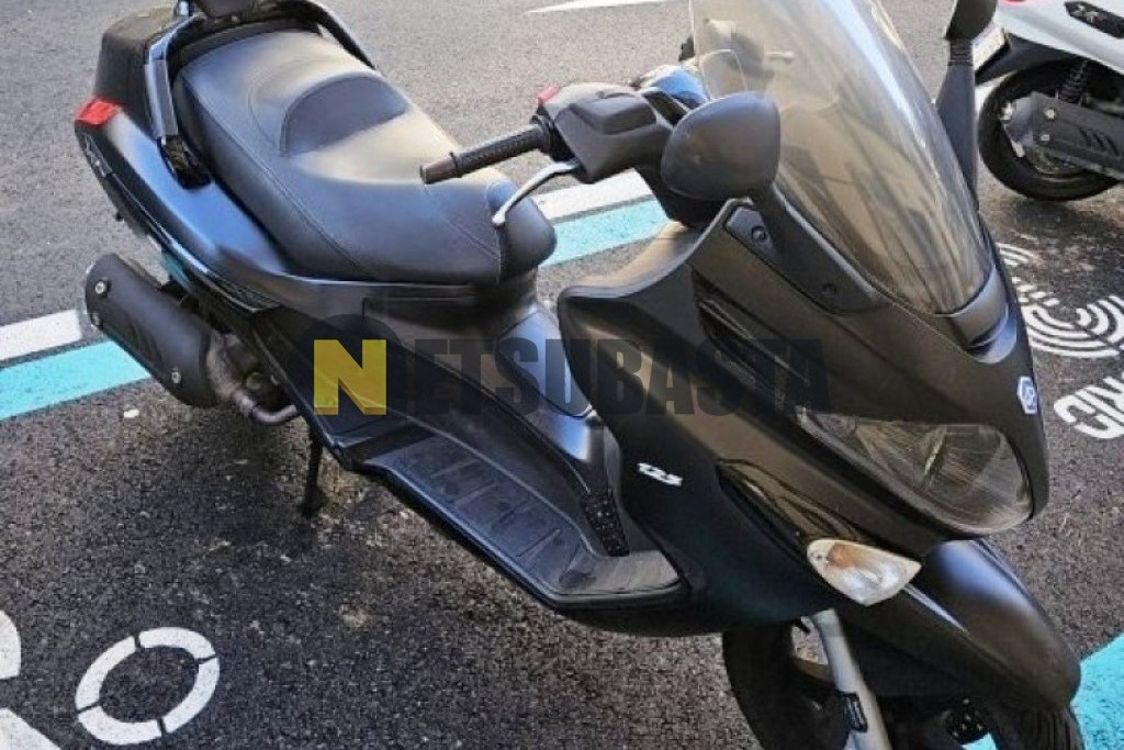 Piaggio X EVO 125 2016