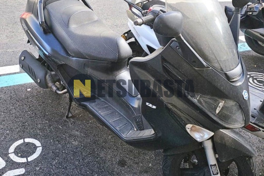 Piaggio X EVO 125 2016