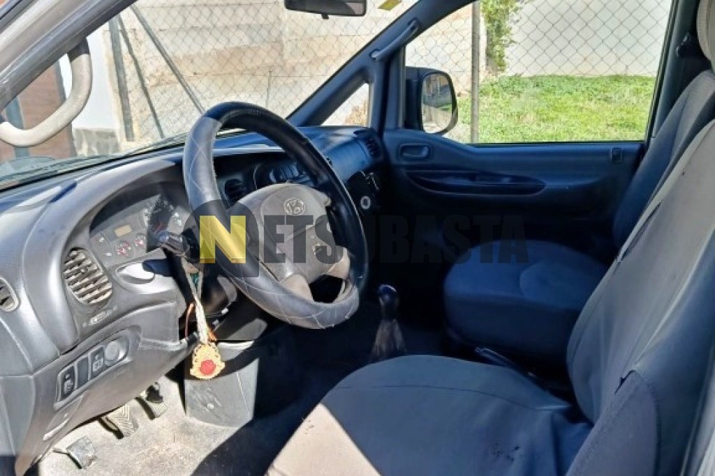 Hyundai H-1 2.5 CRDi 7 plazas 2005