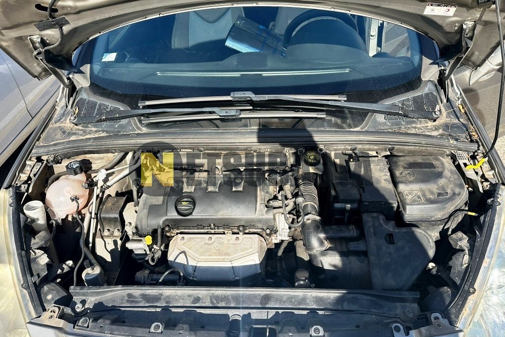 Peugeot 308 1.6 VTi 2011