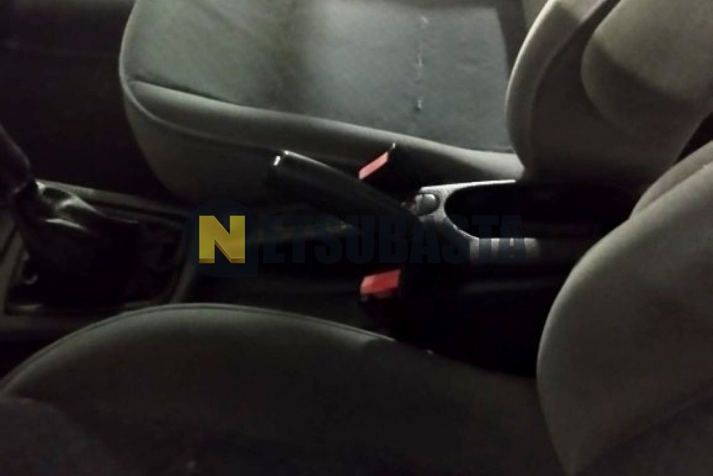 Peugeot 406 2.0 HDi 2000