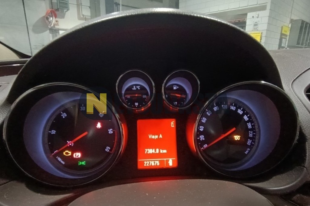 Opel Insignia 2.0 CDTI 2012