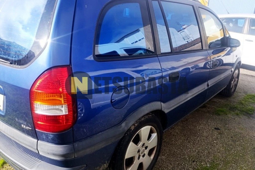 Opel Zafira 2.2 DTi 16V 2002