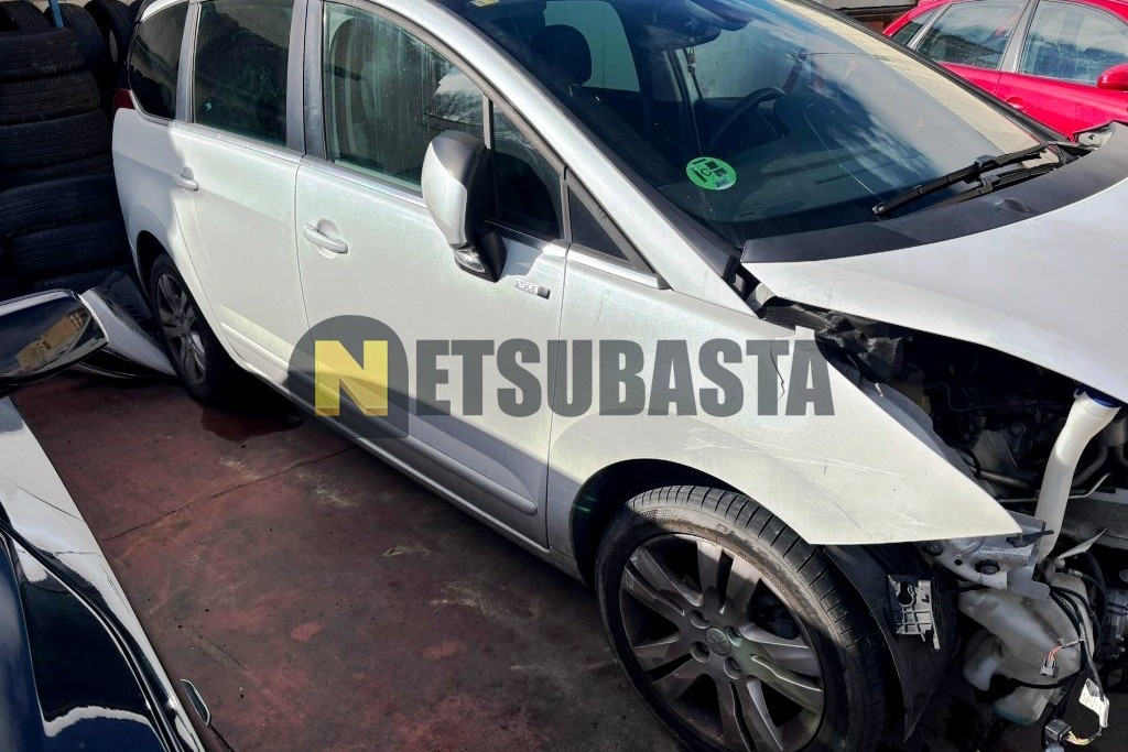 Peugeot 5008 1.6 VTi 7 plazas 2015