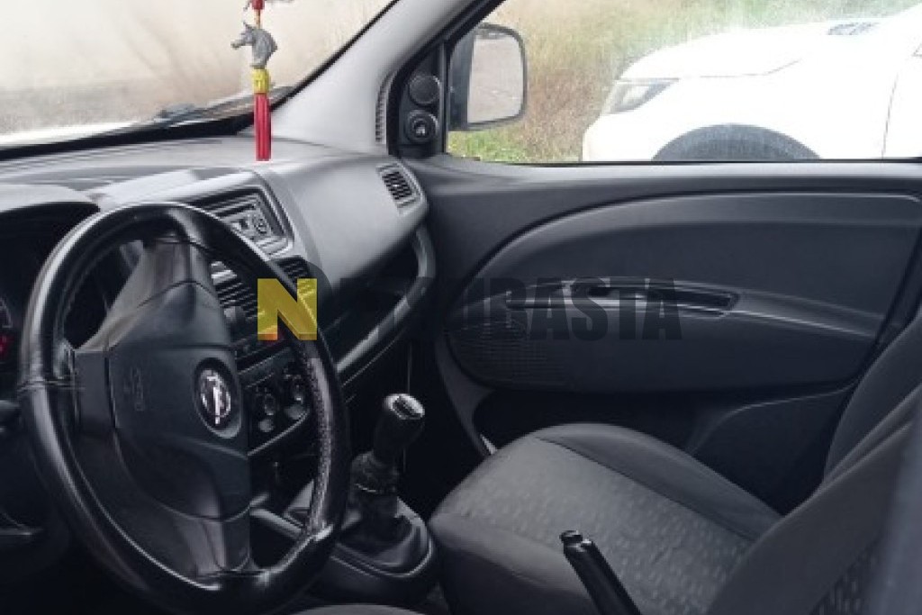 Opel Combo Tour 1.3 CDTi 2013