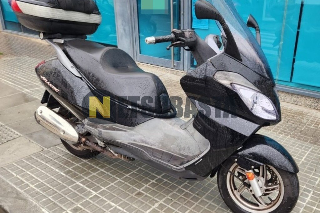 Aprilia Atlantic 300 2011