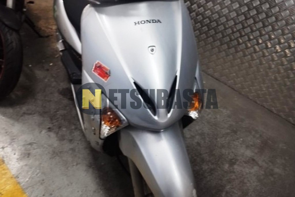 Honda Lead 110 2011