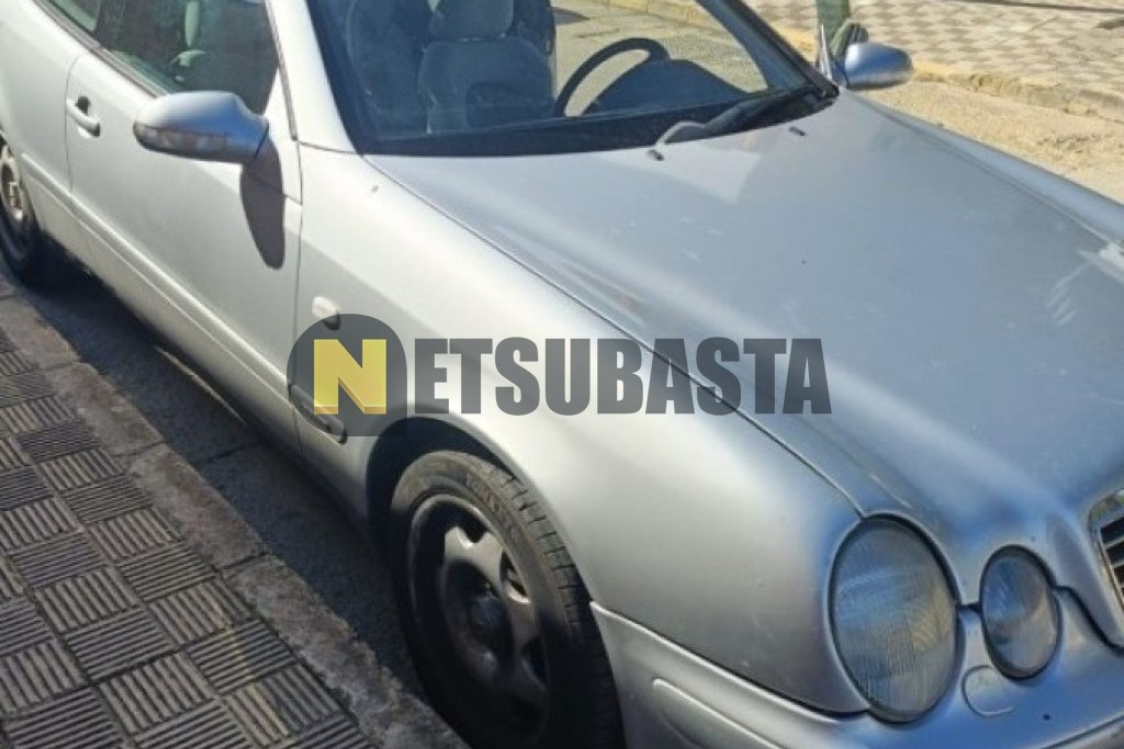Mercedes-Benz CLK 200 2000