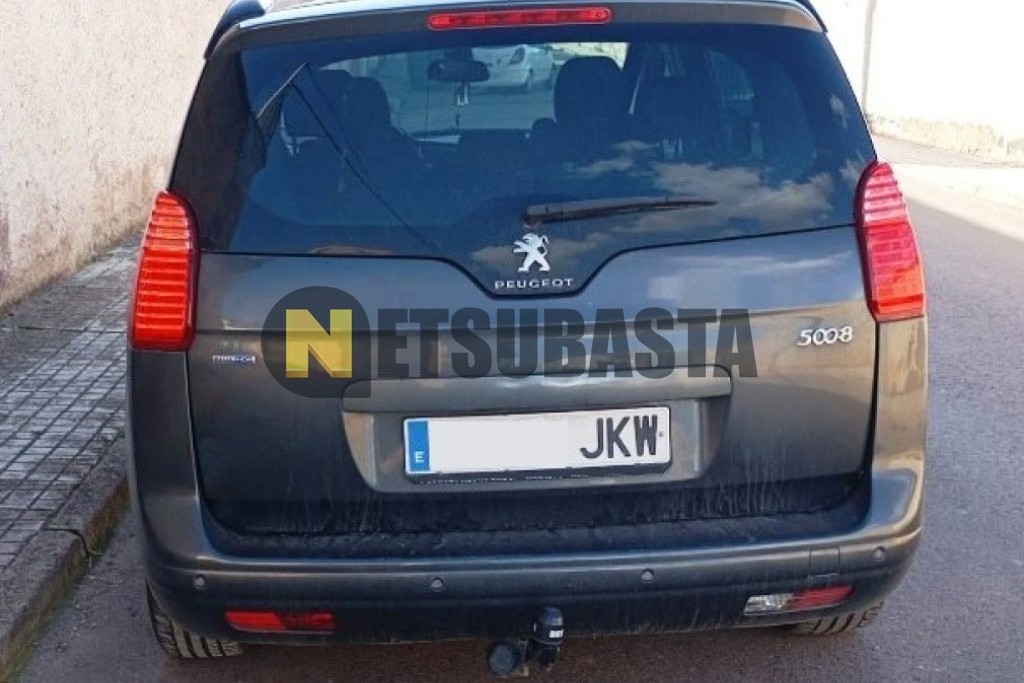 Peugeot 5008 1.6 BlueHDi 2015