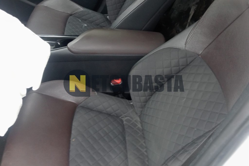 Toyota C-HR Hybrid 2017