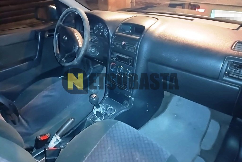 Opel Astra 2.0 Dti 16V 2002