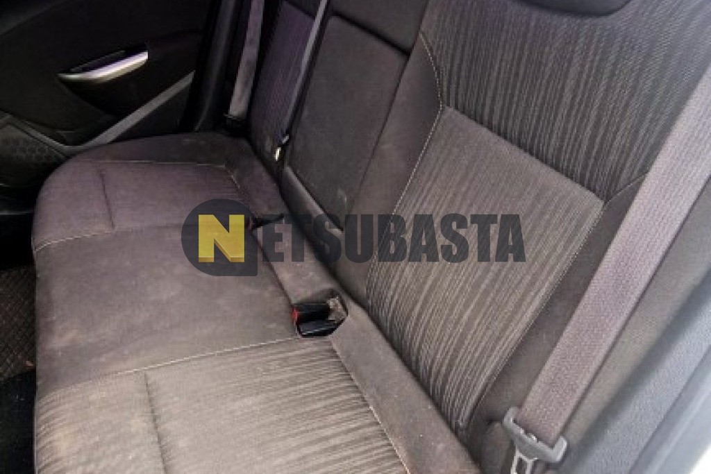 Opel Astra 1.4 Turbo 2012