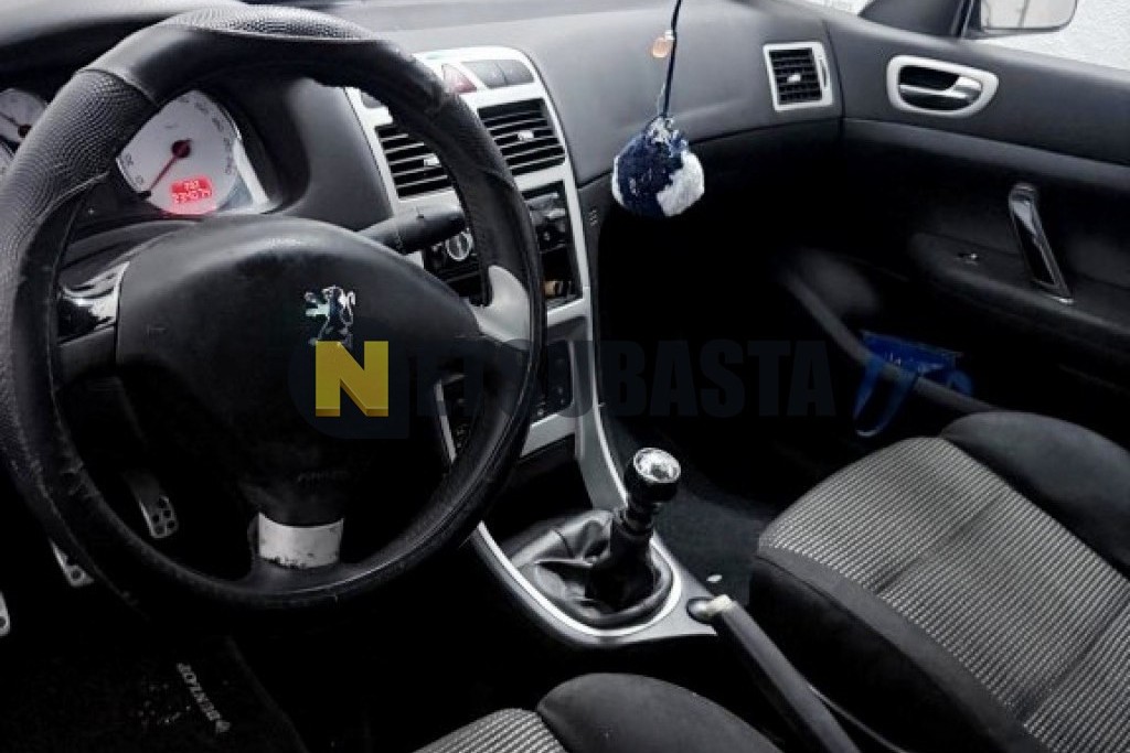 Peugeot 307 CC 2.0 HDi FAP 2006