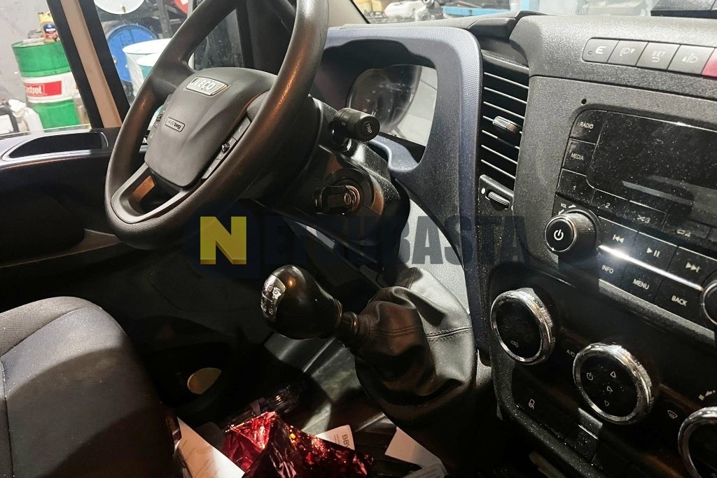 Iveco Daily Caja-Chasis 35-150 2019