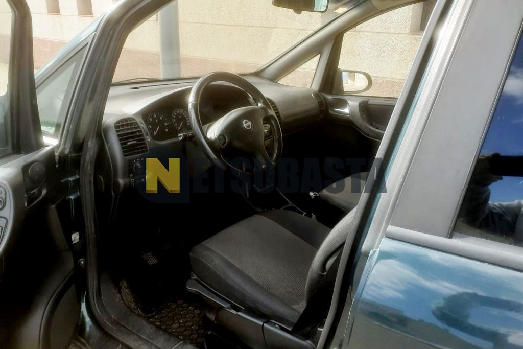 Opel Zafira 2.2 DTi 16V 2004