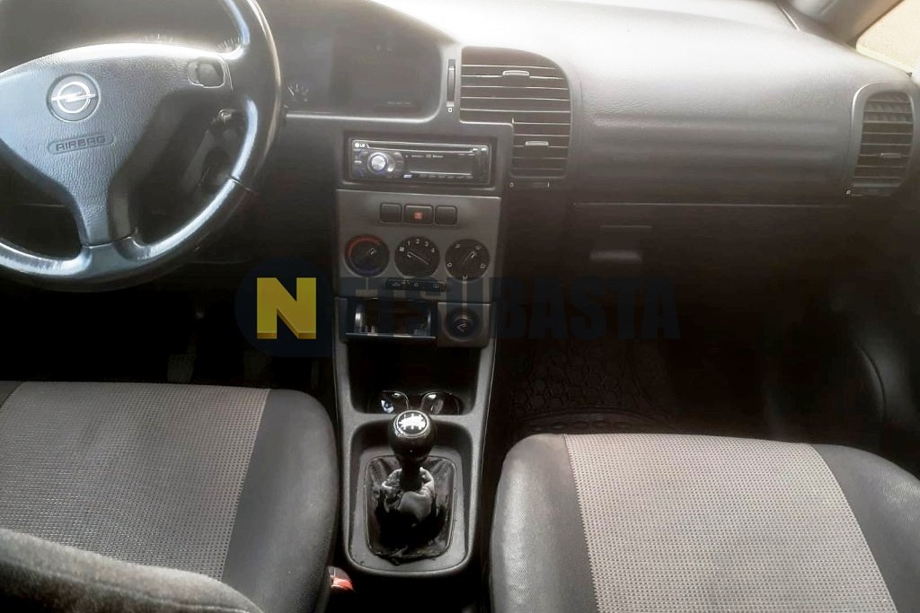 Opel Zafira 2.2 DTi 16V 2004