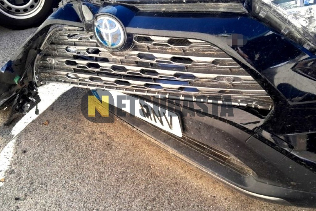 Toyota RAV4 Hybrid 220H 4x4 2024