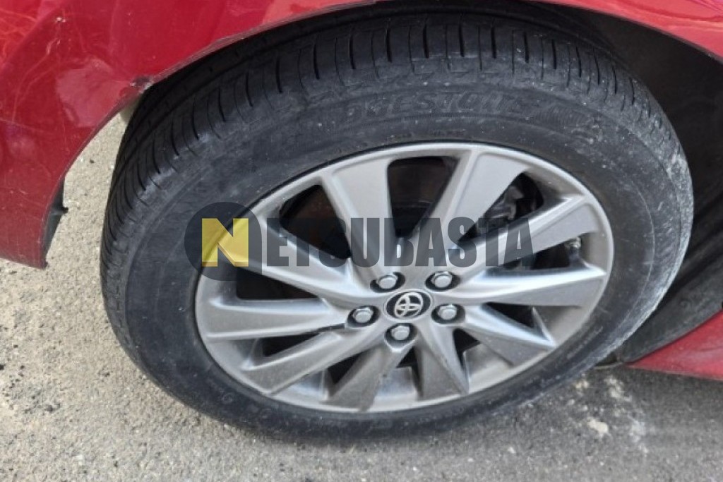 Toyota Yaris 120H 2024