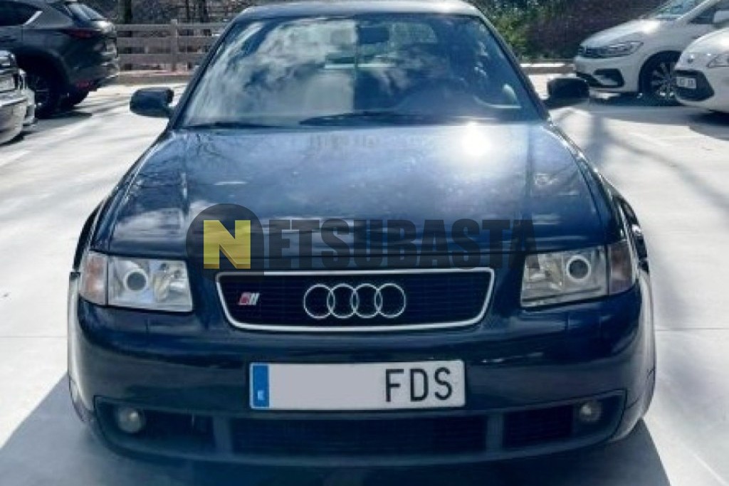 Audi S3 1.8 T quattro 2000
