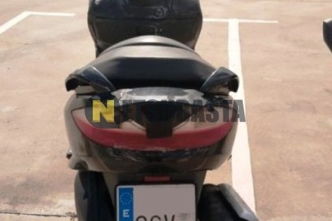 Yamaha YP Majesty 400 2005