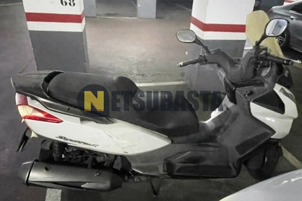 Kymco Super Dink 300i 2011