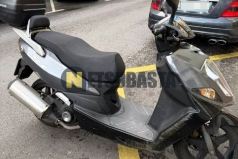 Yamaha YP Majesty 400 2005