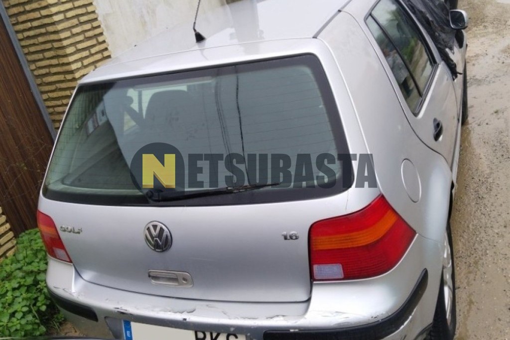 Volkswagen Golf 1.6 2001