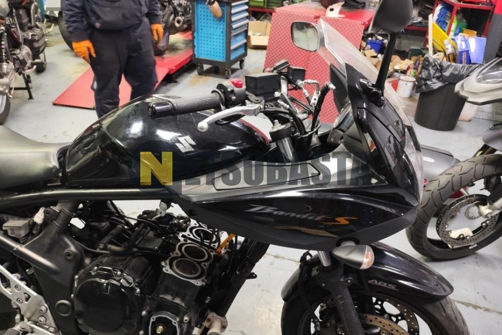 Suzuki GSF Bandit 650 S 2009