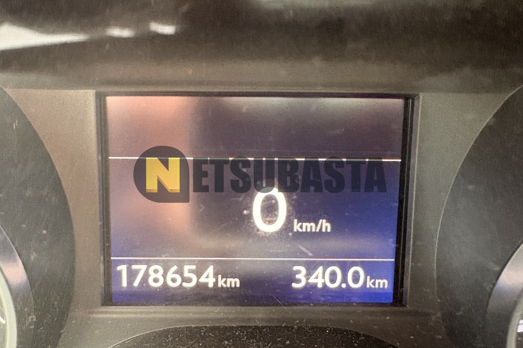 Peugeot 208 1.2 VTi 2012