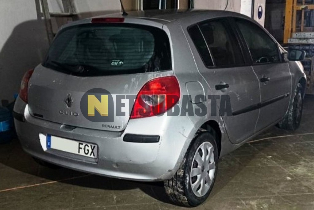 Renault Clio 1.4 16v 2006