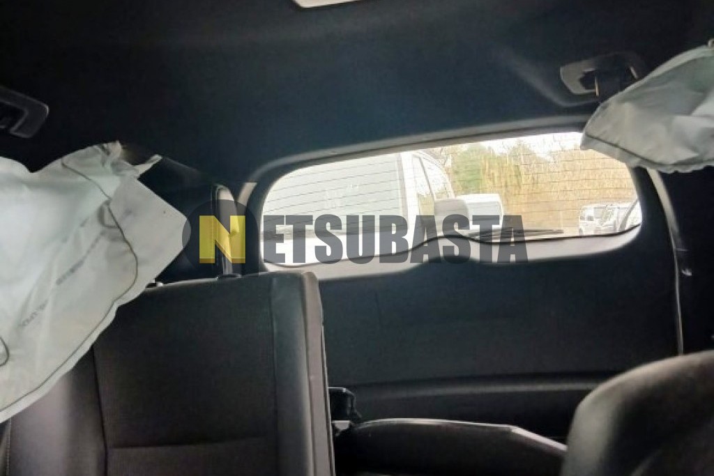 Toyota RAV4 hybrid 2WD 2018