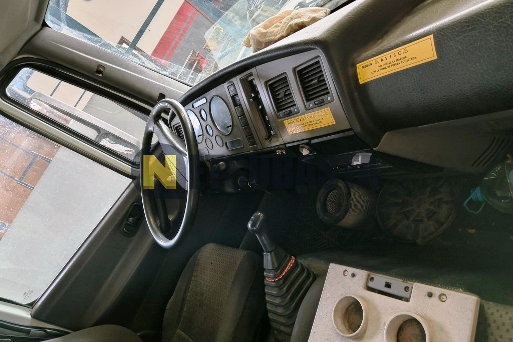 Nissan Atleon 3.0 dCi 2007