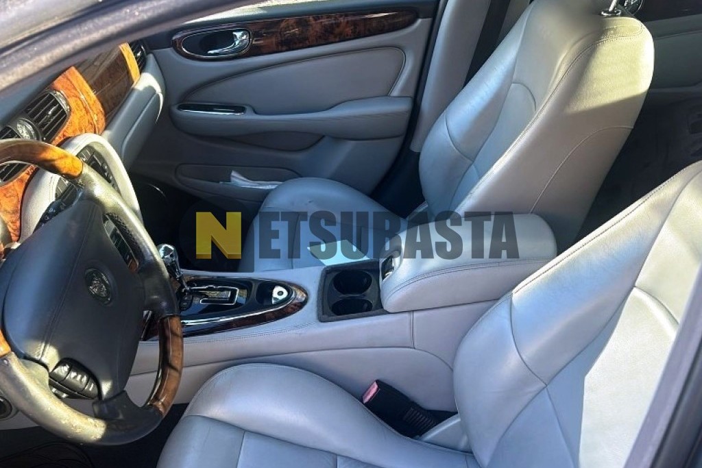 Jaguar XJ8 L 4.2 V8 2004