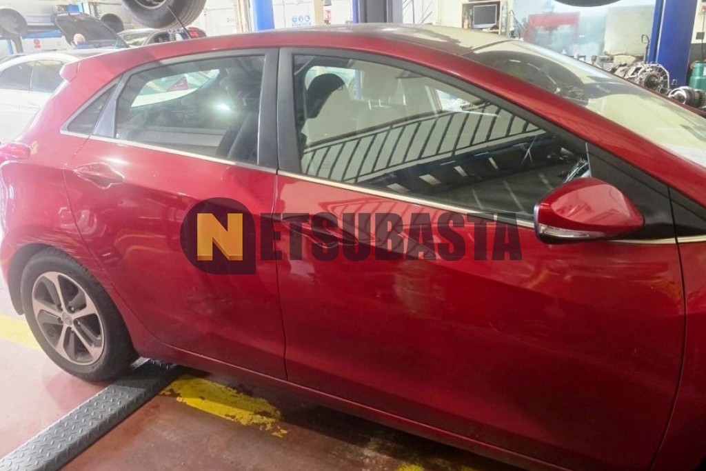 Hyundai i30 1.6 CRDi 7DCT 2015