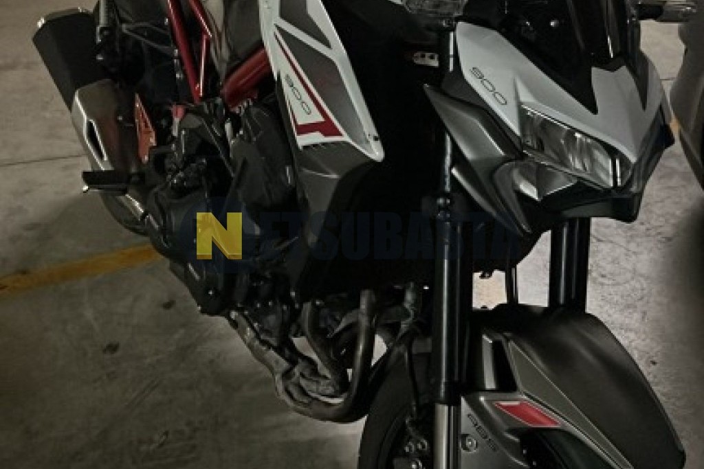 Kawasaki Z 900 2021