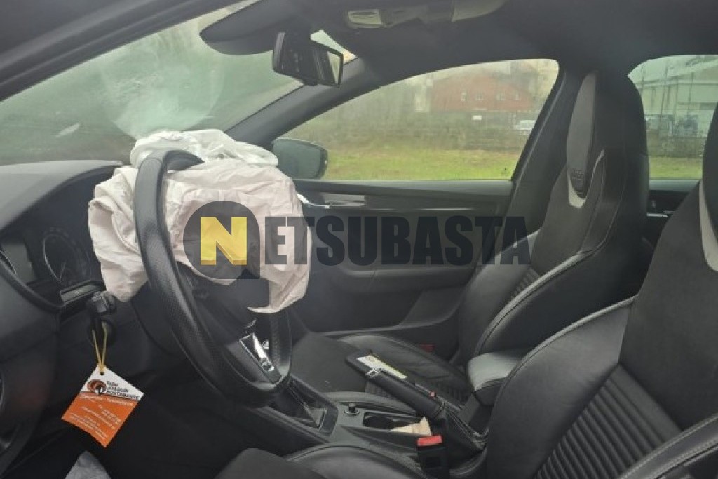 Skoda Octavia Combi RS 2.0 TDI 2013