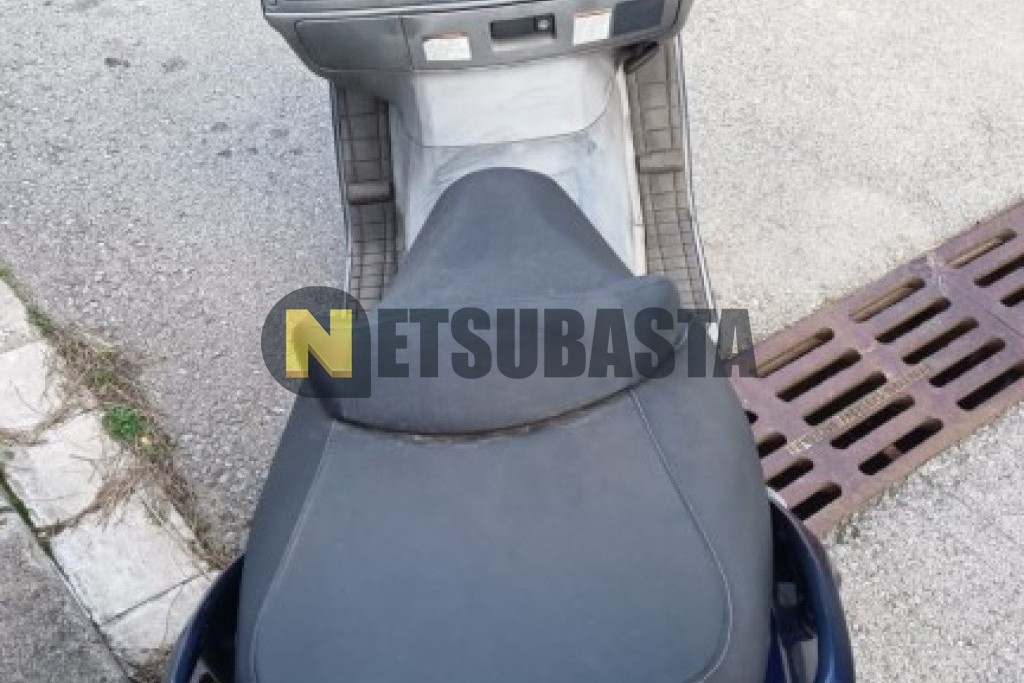 Suzuki BURGMAN 650 2004