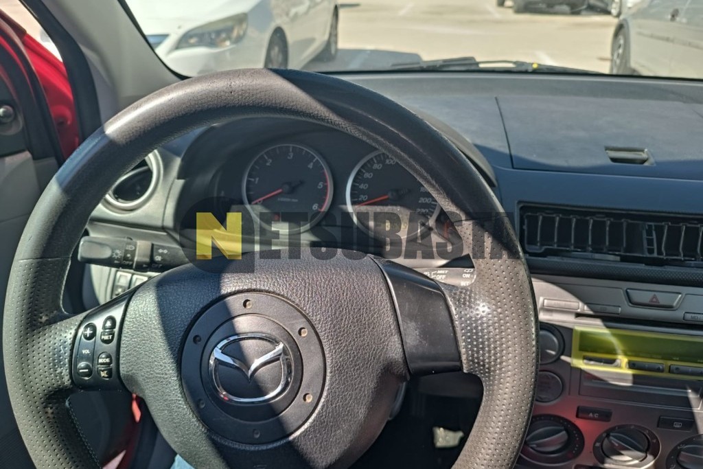 Mazda 2 CRTD 1.4 2003