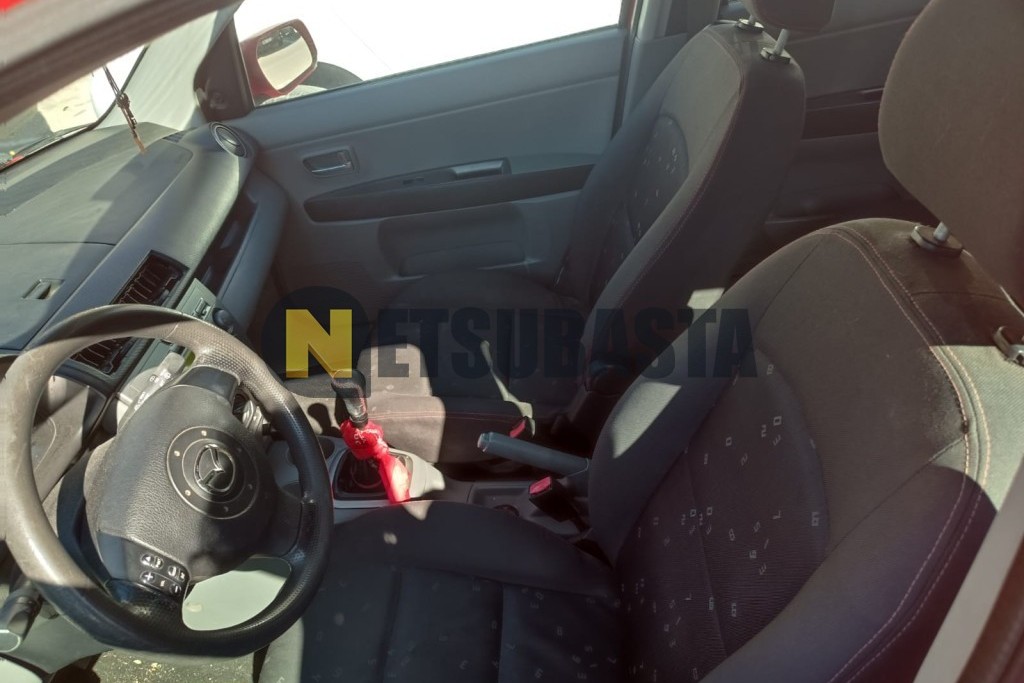 Mazda 2 CRTD 1.4 2003