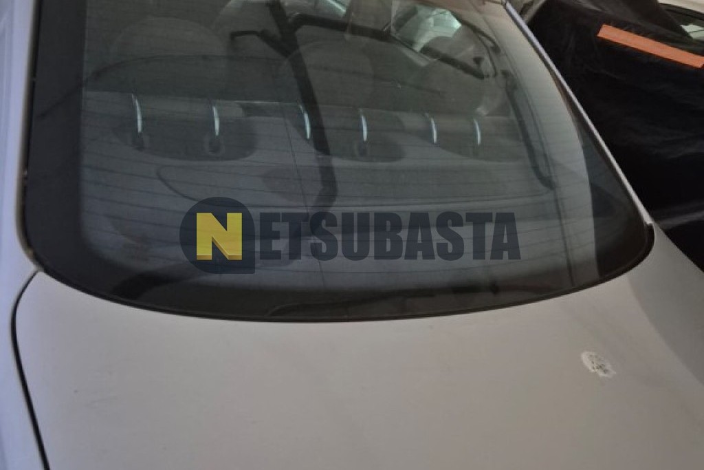 Mercedes-Benz E 220 CDI Aut. 2002