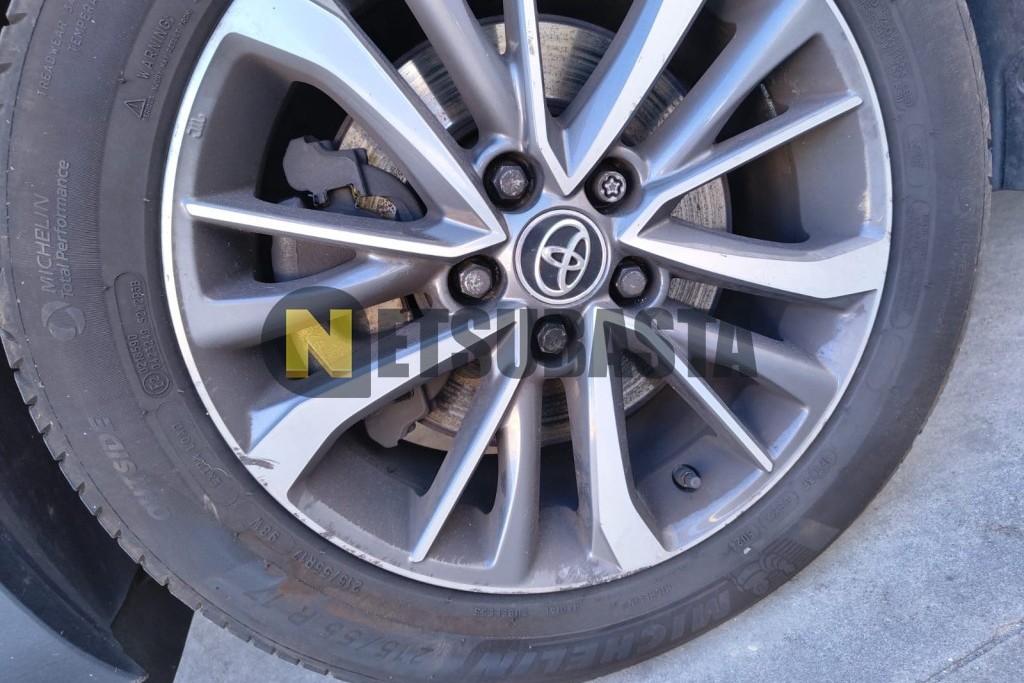 Toyota Avensis Touring 150D 2015