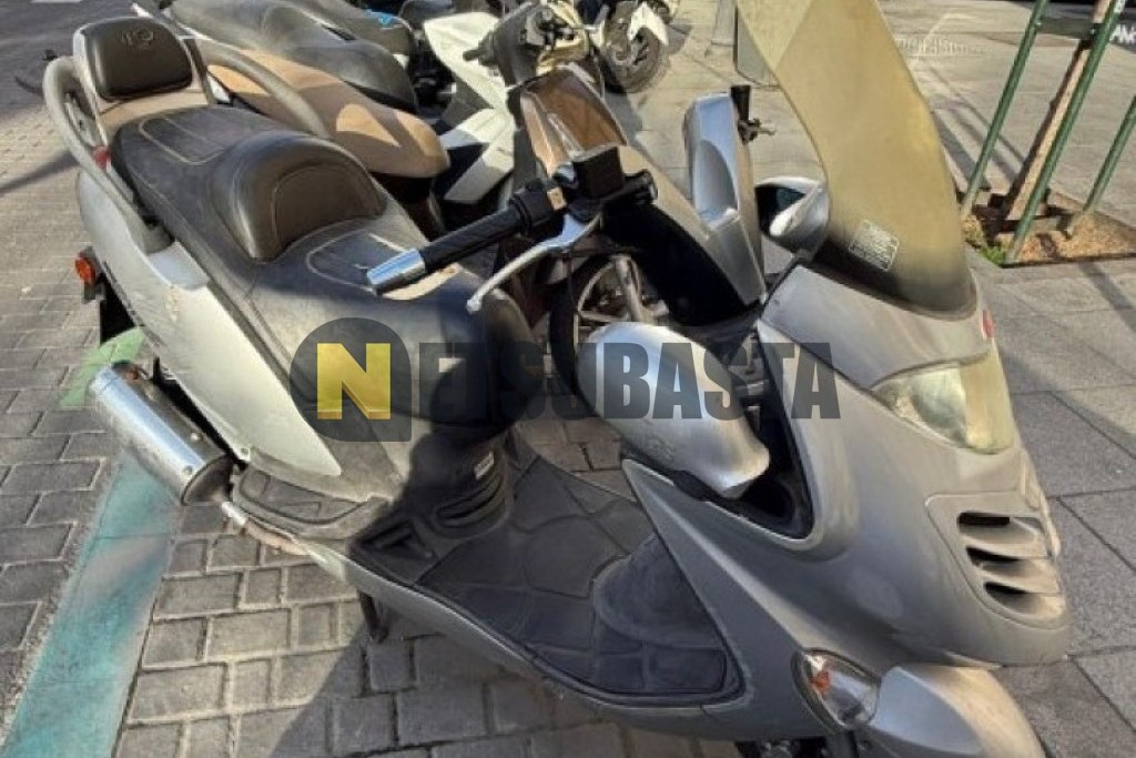 Kymco Grand Dink 125 2006