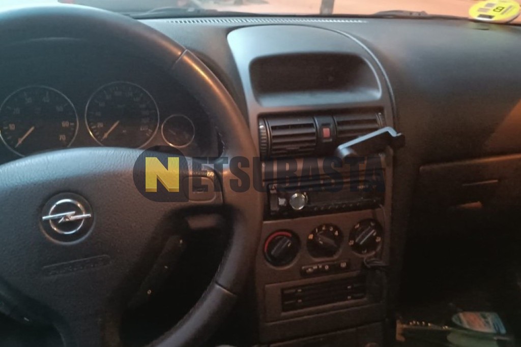 Opel Astra 1.6 16V 2004