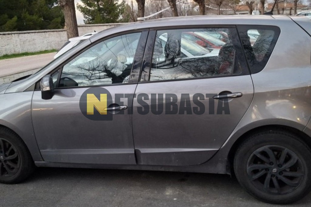 Renault Scenic 1.5 dCi 2013