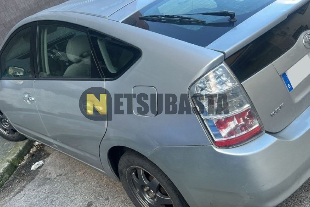 Toyota Prius 2004